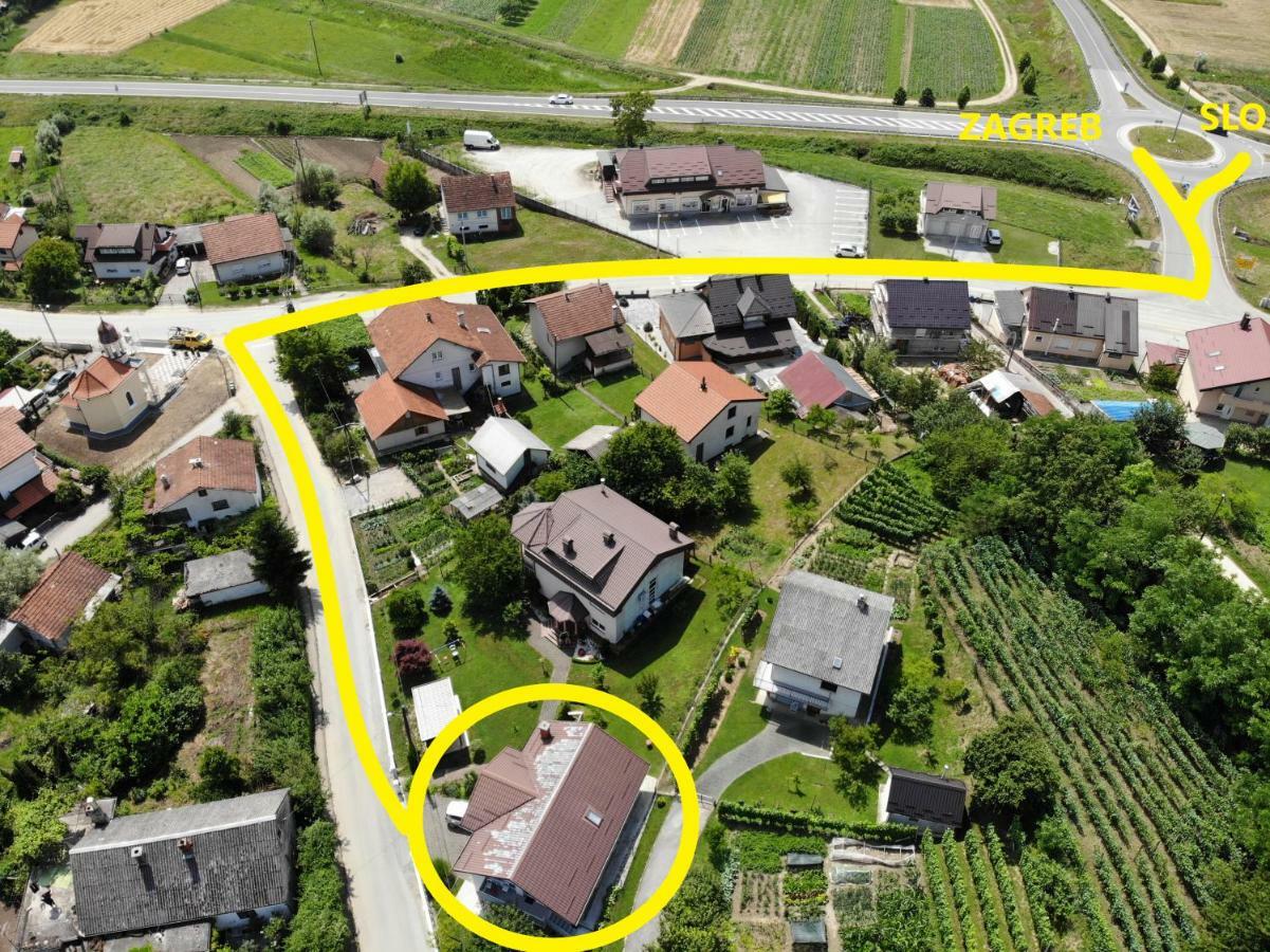 Apartmani Hrsak クラピナ エクステリア 写真
