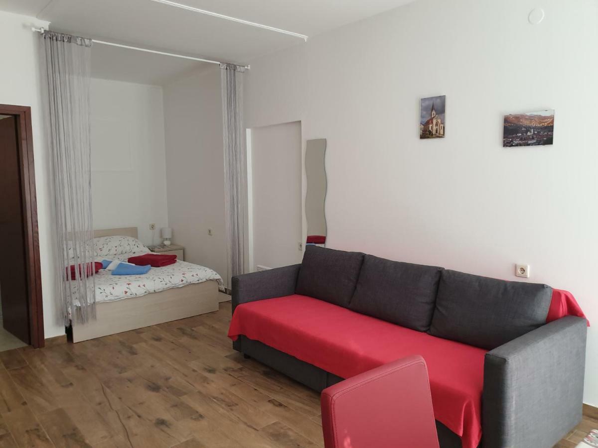 Apartmani Hrsak クラピナ エクステリア 写真
