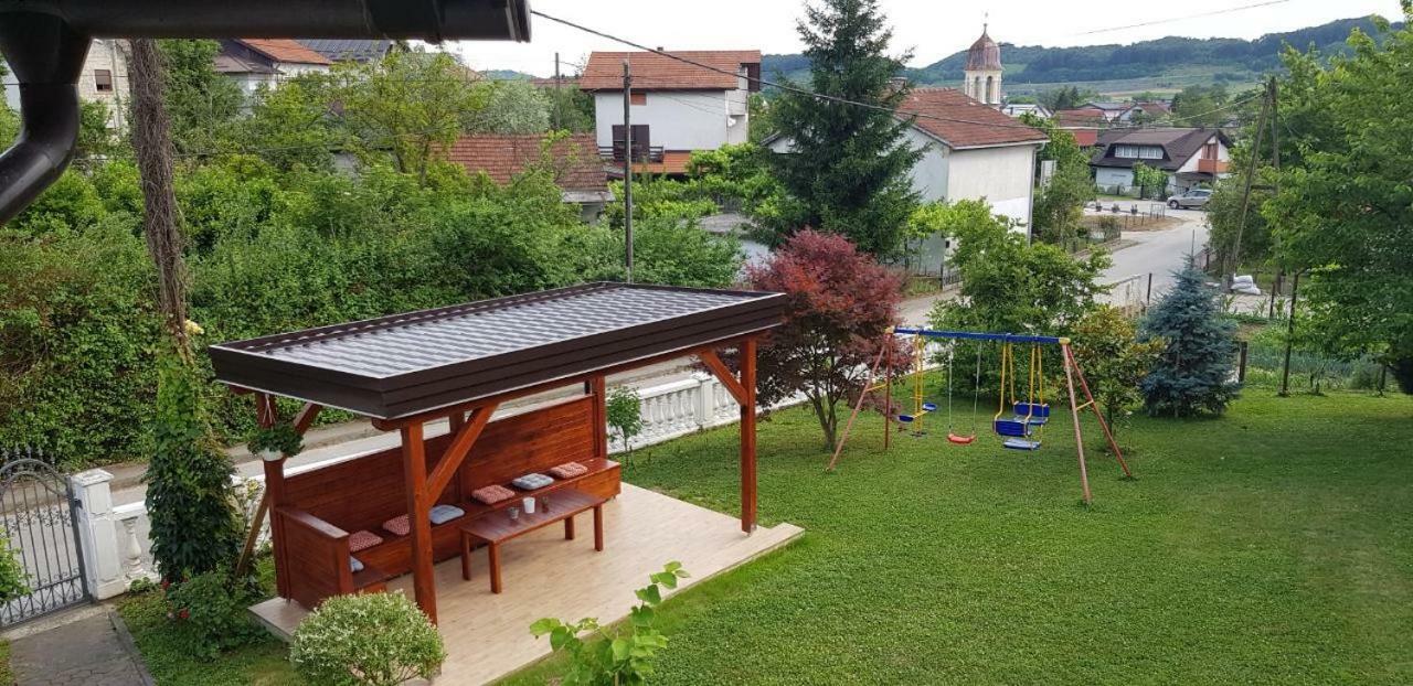 Apartmani Hrsak クラピナ エクステリア 写真